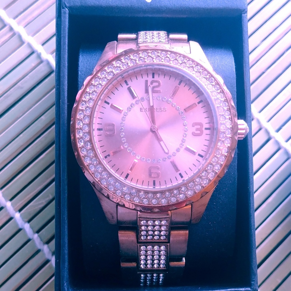 Watch (women's)
